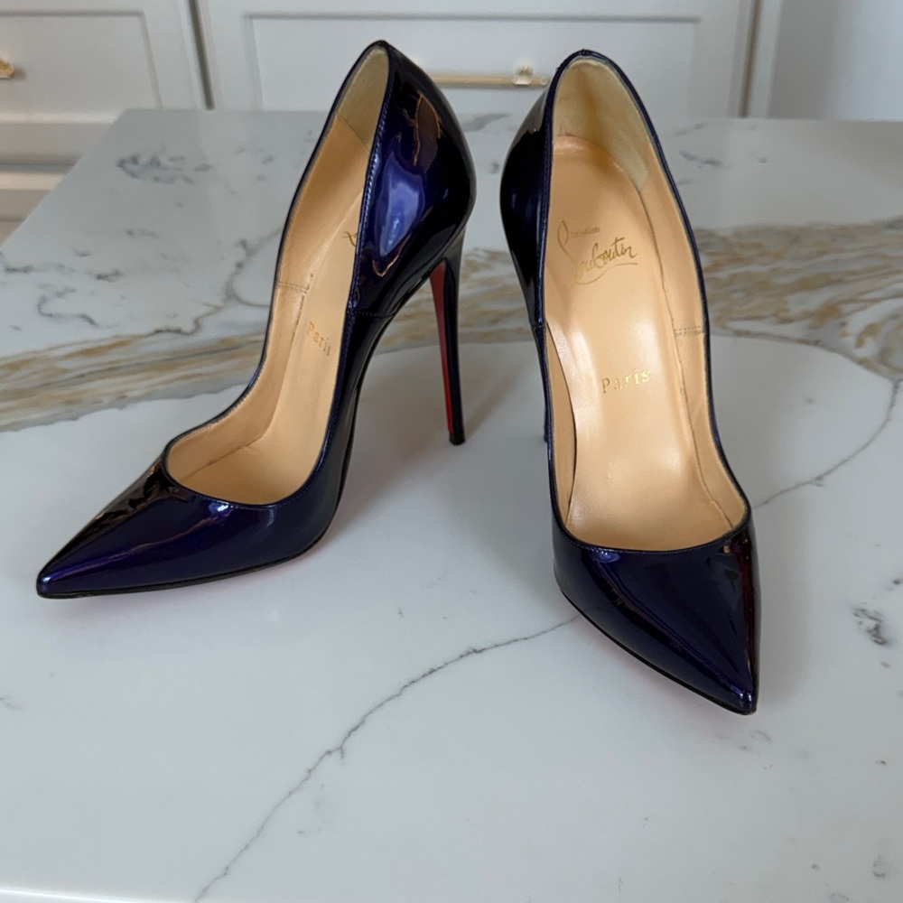Christian Louboutin So Kate 120